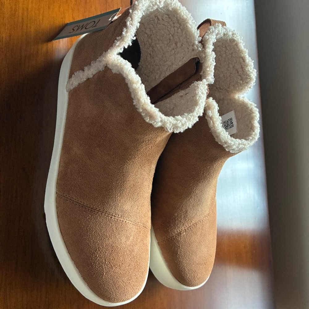 TOMS Verona mid boot